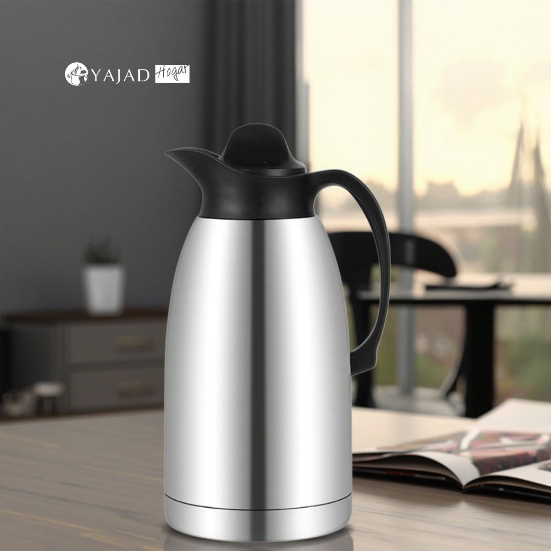 Yajad Hogar Jarra Térmica de Acero Inoxidable, Termo para Café y Agua, Plateado con Negro, Aislamiento al Vacío Frío o Caliente, 2 Litros